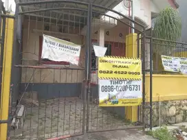 Dijual atau disewakan rumah dekat exit tol Singosari
