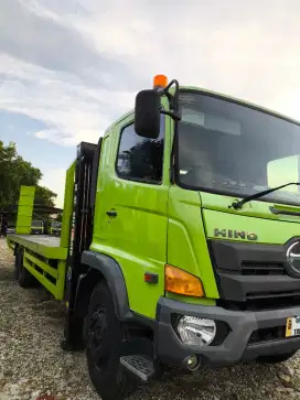 HINO LOHAN FM260JW LONG SELF LOADER 6X4 TRONTON ISTIMEWA SEKALI