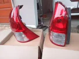 Dijual aja stop lamp Avanza th 12 sampai th 14 barang original copotan