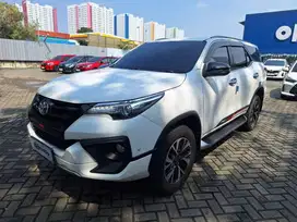 DP MURAH - Toyota Fortuner 2.4 4x2 VRZ TRD Solar-AT 2018