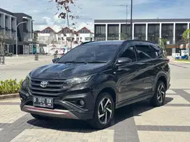 Toyota rush 1.5 TRD Sportivo at 2021 low km