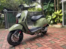 VESPA SPRINT S iGet, TH 2024, Warna Green Tenace, LOW KM 899
