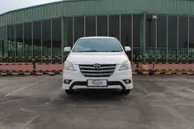 [Captain seat] Toyota Innova V Lux 2015 2.0 bensin G E