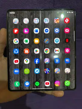 Samsung galaxy Z Fold 5