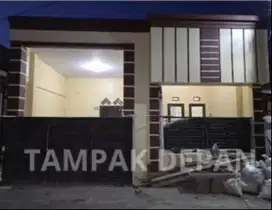 Jual Rumah  3 lantai di Harapan indah bekasi (C0426)