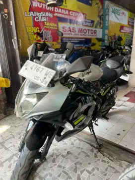 NINJA 250 2019 UM  500. SAS MOTOR JL BARATA JAYA 19 NO 5