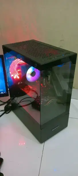 PC gaming core i3 plus VGA card