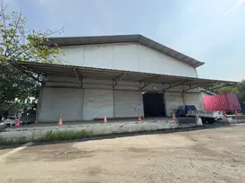 DISEWAKAN Gudang Komersil Seluas 2240m2 dekat pelabuhan Tj Priok