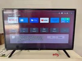 DIJUAL TV XIAOMI 32 inch minus lcd bergaris