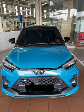 Toyota Raize GR Sport 1.0 Turbo AT 2022 Biru Hitam