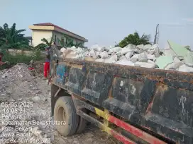Buang puing sampah