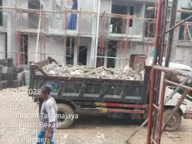 Buang puing sampah Daun