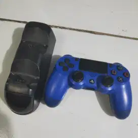 Stick ps4 dan charging dock
