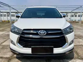 [LOW KM 41.000] TOYOTA INNOVA VENTURER AT BENSIN 2018 PUTIH TT 2019
