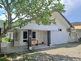 Rumah Strategis Medan Baru 1060 m², Cocok Hunian, Usaha atau Investasi