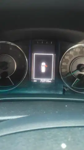 Fortuner vrz 2019 hitam metalic sangat terawat kilometer low
