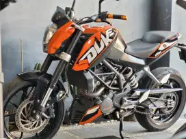 Dijual motor second KTM Duke tahun 20212