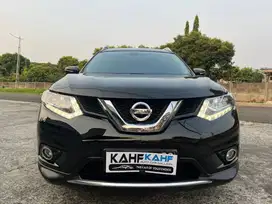 NISSAN XTRAIL 2.5 AT (2016)