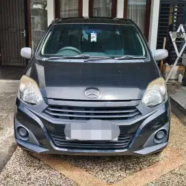 Jual Daihatsu Ayla 1.0 D MT Hitam- pribadi KM Rendah