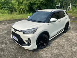Toyota Raize 1.0 T GR SPORT One Tone Bensin-AT 2021 Putih LFX