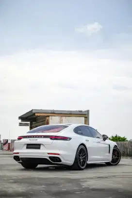 Cash Jual Cepat!! Porsche Panamera 4s Full Opt 2018