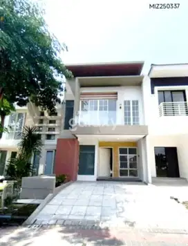 DIJUAL RUMAH BARU GRESS PAKUWON CITY GRAND ISLAND SIAP HUNI