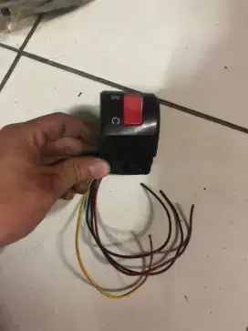 saklar nmax bekas