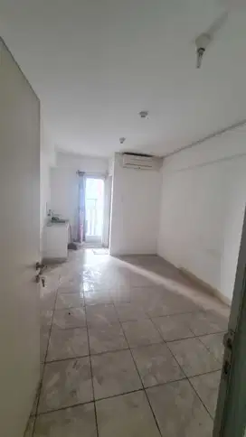 Ready di sewakan afartement green bay 1 br kosongn isi ac 1