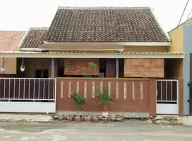 Rumah Apik Nyaman 81m2 Trosemi Gatak SKH