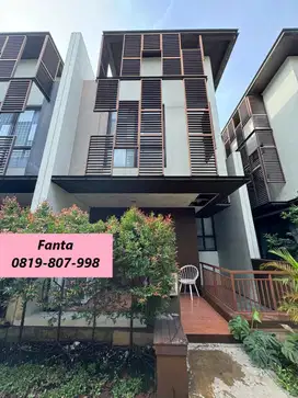 BEST DEALS Rumah 3 Lantai Harga Terbaik di Greenwich Park FN-15682
