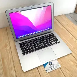 MacBook Air 2017 - Core i5, 8GB RAM