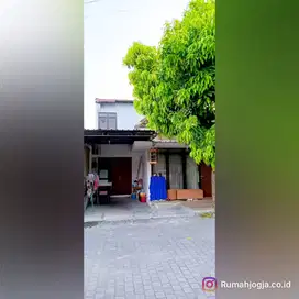 rumah dalam perumahan padma residance dekat kampus UMY