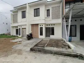 Dijual rumah 2 lantai dekat pemda karawang