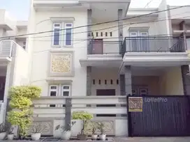 Rumah Mewah Harga Murah Lokasi Wah