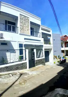 SUPER MURAH ! rumah siap huni akses 2 mobil di jagakarsa