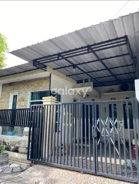 Hunian idaman & lokasi strategis di perumahan Sukolilo Dian Istana