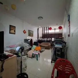 DIJUAL TOWNHOUSE JL BRIGJEND KATAMSO KOMP PERMATA RESIDENCE (Silvia)
