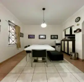 Dijual Rumah di Parahyangan Gegerkalong Bandung, Bagus Full Furnished