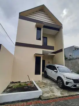 CLUSTER RUMAH BARU BAGUS LUBANG BUAYA AKSES 2 MOBIL DKT RAYA PD GEDE