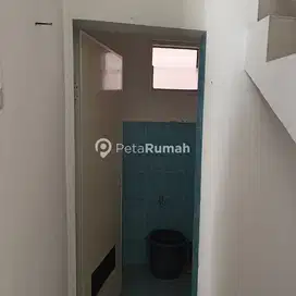 DIJUAL RUMAH JALAN FLAMBOYAN RAYA PERUMAHAN GOLDEN ESTATE (HANNY)