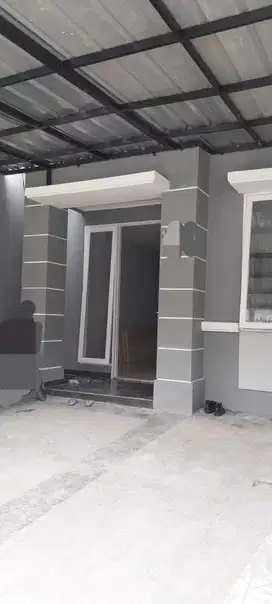 Jual rumah tinggal siap huni  Di harapan indah 2 bekasi.