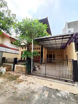 Rumah 2 Lantai Murah Bebas Banjir di Antilop Jatiwaringin Pondokgede