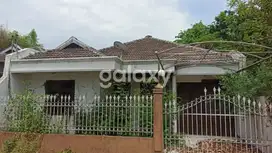 DIJUAL RUMAH LUAS KLAMPIS SEMOLO