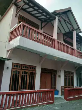Kos Putra Pak Ahmad (Rumah Pink)