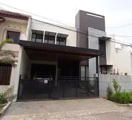 Rumah Mewah Ketintang Wiyata, Ketintang, Surabaya