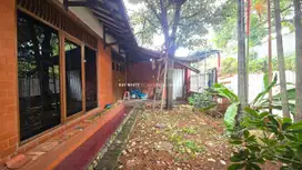 Dijual Rumah Tua Di MPR IV Lokasi Bagus Lingkungan Tenang