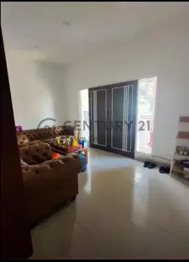 Dijual Rumah Dalam Cluster Puri Mansion Kembangan Jakarta Barat