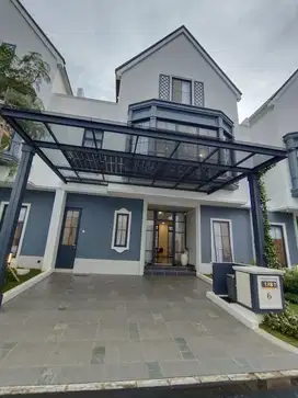 dijual rumah bergaya American Classic Modern di Summarecon