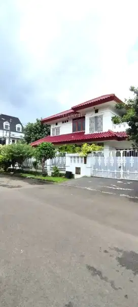 Rumah Hook 2 Lantai Siap Huni Camar Sektor 3 Bintaro Jaya 7807