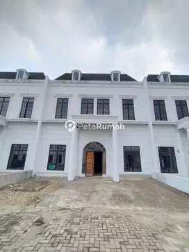 DIJUAL TOWNHOUSE JALAN ADI SUCIPTO KOMPLEK CITY VIEW ESTATE (JUNIADI)